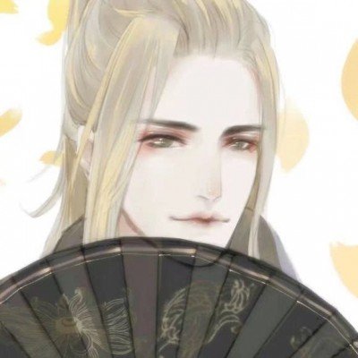 女子一件外套拽回两条命